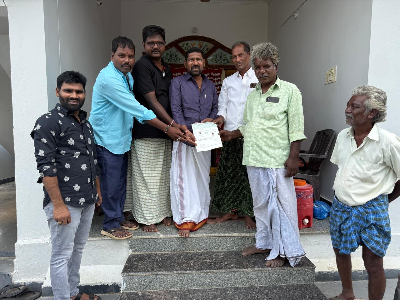 పేదలకు సీఎంఆర్ఎఫ్ వరం మాజీ ఎంపీటీసీ పాండు